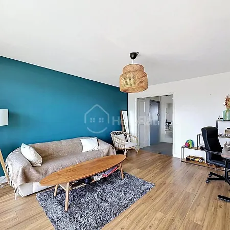 Apartment Vue Tour Eiffel Et La Defense A Clichy